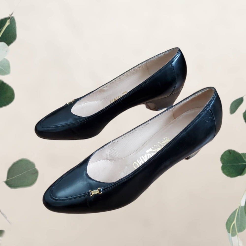 Ferragamo Vintage Black Leather Block Heels Size 6.5, but size 6 is a better fit
